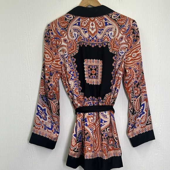 Zara - Colorful Paisley Print Black Lapels And Tie Belt Kimono Blouse Size Small - Picture 12 of 13